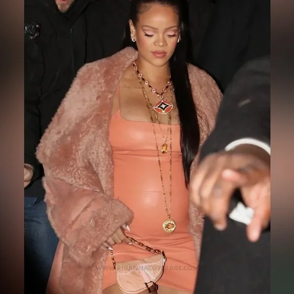 RARE Dior by Galliano Ostrich Saddle Bag in Pink - Picture 1 of 12